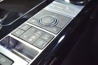 USED 2017 17 LAND ROVER RANGE ROVER 3.0 TDV6 VOGUE 5d 255 BHP PAN ROOF / LOW MILES / 21 INCH