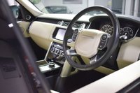 USED 2017 17 LAND ROVER RANGE ROVER 3.0 TDV6 VOGUE 5d 255 BHP PAN ROOF / LOW MILES / 21 INCH