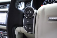 USED 2017 17 LAND ROVER RANGE ROVER 3.0 TDV6 VOGUE 5d 255 BHP PAN ROOF / LOW MILES / 21 INCH