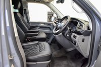 USED 2020 20 VOLKSWAGEN TRANSPORTER T6.1 T32 2.0 TDI 199PS 4MOTION DSG HIGHLINE KOMBI LWB Huge Spec 199 4Motion Kombi