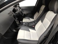 USED 2012 12 VOLVO V50 2.0 D3 R-DESIGN EDITION 5d 148 BHP 