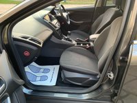 USED 2016 16 FORD FOCUS 1.0 ZETEC 5d 124 BHP ZETEC 1.0 ECO-BOOST TURBO - SATELLITE NAVIGATION - &pound;20 ROAD TAX 12 MONTHS - 3 FORMER KEEPERS - 16 INCH BRIGHT SILVER ALLOYS