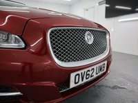 USED 2012 62 JAGUAR XJ 2.0 I4 PREMIUM LUXURY 4d 240 BHP STUNNING 2LTR SALOON WITH FACTORY EXTRAS AND JAGUAR SERVICE HISTORY
