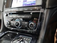 USED 2012 62 JAGUAR XJ 2.0 I4 PREMIUM LUXURY 4d 240 BHP STUNNING 2LTR SALOON WITH FACTORY EXTRAS AND JAGUAR SERVICE HISTORY