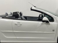 USED 2014 S PEUGEOT 207 1.6 CC ROLAND GARROS 2d 120 BHP 1 Owner , 19977 Miles , Striking Bianco white / Silver full leather