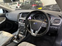 USED 2013 13 VOLVO V40 1.6 D2 SE LUX 5d 113 BHP Full Heated Leather, Bluetooth