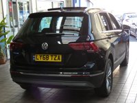 USED 2019 68 VOLKSWAGEN TIGUAN 2.0 SEL TDI DSG 5d 148 BHP SAT NAV SUNROOF HEATED SEATS 6 MONTHS GOLD WARRANTY