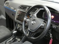 USED 2019 68 VOLKSWAGEN TIGUAN 2.0 SEL TDI DSG 5d 148 BHP SAT NAV SUNROOF HEATED SEATS 6 MONTHS GOLD WARRANTY