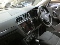 USED 2019 68 VOLKSWAGEN TIGUAN 2.0 SEL TDI DSG 5d 148 BHP SAT NAV SUNROOF HEATED SEATS 6 MONTHS GOLD WARRANTY