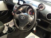 USED 2014 14 TOYOTA AYGO 1.0 VVT-I MOVE 5d 68 BHP * SATNAV *