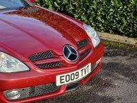 USED 2009 09 MERCEDES-BENZ SLK SLK 200 1.8 KOMPRESSOR 2d 184 BHP MERCEDES SPECIALIST