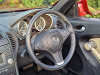 USED 2009 09 MERCEDES-BENZ SLK SLK 200 1.8 KOMPRESSOR 2d 184 BHP MERCEDES SPECIALIST