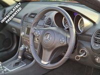 USED 2009 09 MERCEDES-BENZ SLK SLK 200 1.8 KOMPRESSOR 2d 184 BHP MERCEDES SPECIALIST