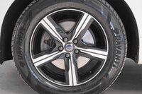 USED 2017 17 VOLVO XC60 2.4 D5 R-DESIGN LUX NAV AWD 5d 217 BHP +PRIVACYGLASS+HEATEDSEATS+BLUETOOT+