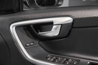 USED 2017 17 VOLVO XC60 2.4 D5 R-DESIGN LUX NAV AWD 5d 217 BHP +PRIVACYGLASS+HEATEDSEATS+BLUETOOT+