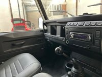 USED 2004 54 LAND ROVER DEFENDER 2.5 90 HARD-TOP TD5 120 BHP New MOT, Immaculate Condition
