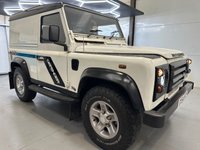 USED 2004 54 LAND ROVER DEFENDER 2.5 90 HARD-TOP TD5 120 BHP New MOT, Immaculate Condition