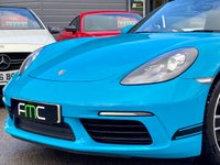 USED 2017 17 PORSCHE 718 2.0 BOXSTER PDK 2d 295 BHP *Special Order Miami Blue - �&pound;10,000 of Extras* 