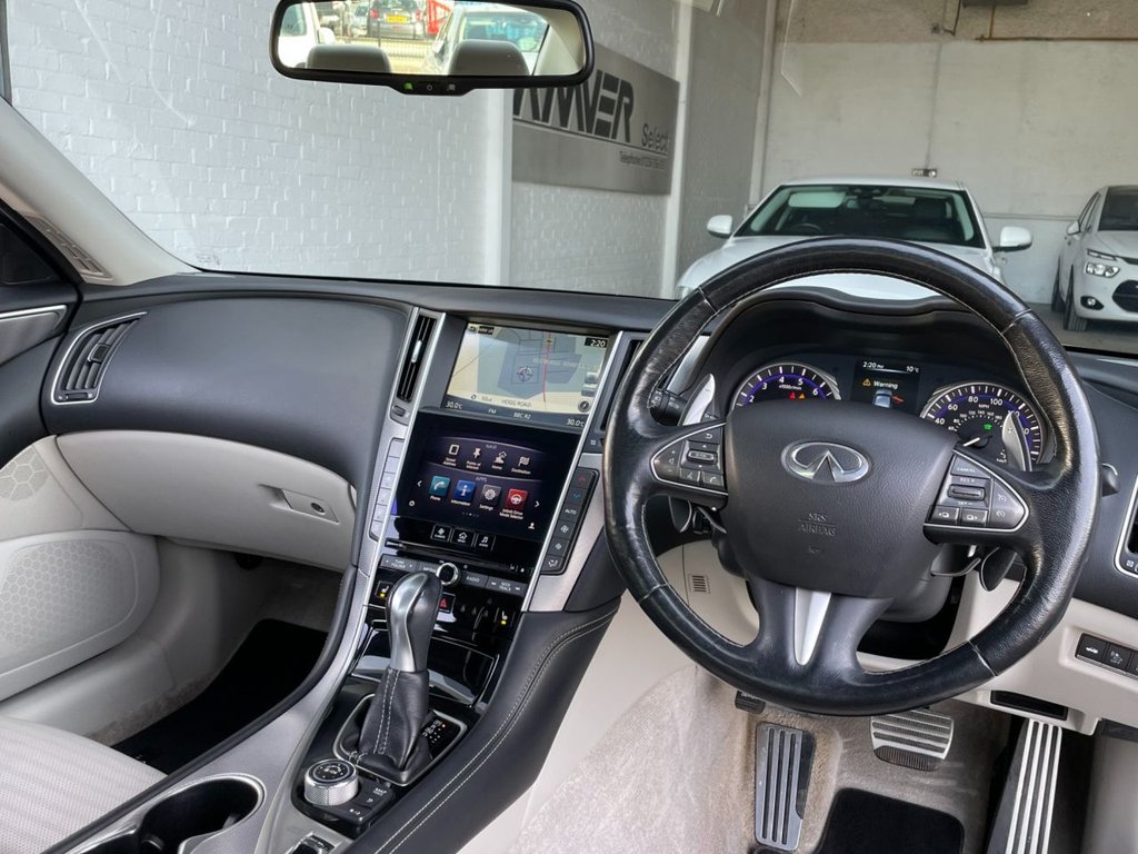 USED 2015 15 INFINITI Q50 3.5 S HYBRID AWD 4d 359 BHP 