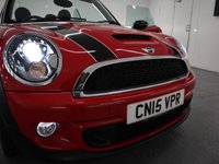 USED 2015 15 MINI CONVERTIBLE 1.6 COOPER S 2d 184 BHP WITH &pound;6000 POUNDS WORTH OF FACTORY EXTRAS THIS STUNNING MINI IS WORTH A LOOK