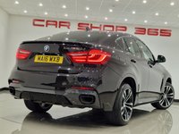 USED 2016 16 BMW X6 3.0 M50D (381 PS) AUTO XDRIVE ( EURO 6 ) S/S 5DR + M PERFORMANCE BODY KIT + PRO NAV + E/M/HEATED SPORTS LEATHERS + HEAD UP + HARMAN KARDON + SOFT DOOR CLOSURE + MEDIA + CRUISE + PRIVACY + R/CAMERA + F-R PARK + 20S + XENON - LED + E/BOOT 20S+SOFT CLOSE+XENON+TINTS+LEATHER+HEAD UP+NAV+CRUISE