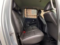 USED 2015 15 VOLKSWAGEN AMAROK 2.0 BiTDI BlueMotion Tech Highline Auto 4Motion Euro 5 (s/s) 4dr 