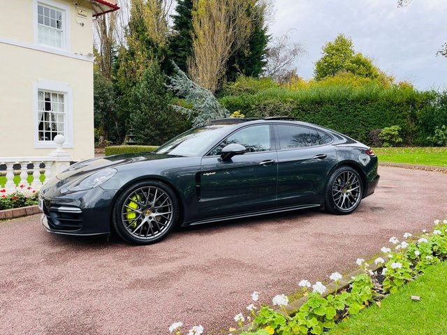 View our PORSCHE PANAMERA