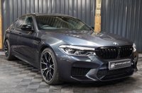 USED 2020 70 BMW M5 4.4 M5 COMPETITION 4d 617 BHP HEAD UP DISPLAY, HARMAN KARDON SOUND, GESTURE CONTROL, HEATED FRONT AND REAR SEATS, 360 CAMERA, WIRELESS CHARGING AND MORE