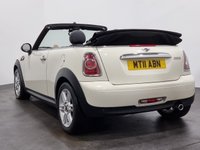 USED 2011 11 MINI CONVERTIBLE 1.6 COOPER 2d 122 BHP 5* Factory options , Striking colour combination