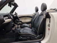 USED 2011 11 MINI CONVERTIBLE 1.6 COOPER 2d 122 BHP 5* Factory options , Striking colour combination