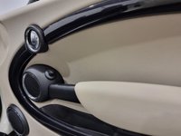 USED 2011 11 MINI CONVERTIBLE 1.6 COOPER 2d 122 BHP 5* Factory options , Striking colour combination