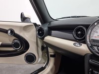 USED 2011 11 MINI CONVERTIBLE 1.6 COOPER 2d 122 BHP 5* Factory options , Striking colour combination
