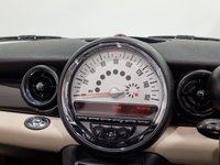 USED 2011 11 MINI CONVERTIBLE 1.6 COOPER 2d 122 BHP 5* Factory options , Striking colour combination