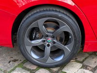 USED 2018 68 ALFA ROMEO GIULIA 2.0 TB VELOCE 4d 277 BHP 2018/68reg ALFA ROMEO GIULIA 2.0 TB VELOCE 4DR - 277 BHP - AUTOMATIC WITH PADDLE/SHIFT - SATELLITE NAVIGATION - FULL BLACK SPORTS LEATHER - 1 PRIVATE OWNER FROM BRAND NEW  - FULL SERVICE HISTORY
