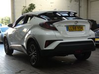 USED 2019 68 TOYOTA CHR 1.2 EXCEL AWD 5d 114 BHP SAT NAV LEATHER HEATED SEATS 10 YR TOYOTA WARRANTY TILL JAN 2029