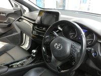 USED 2019 68 TOYOTA CHR 1.2 EXCEL AWD 5d 114 BHP SAT NAV LEATHER HEATED SEATS 10 YR TOYOTA WARRANTY TILL JAN 2029