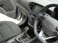 USED 2019 19 HYUNDAI IONIQ 1.6 PREMIUM 5d 140 BHP SAT NAV HEATED SEATS CAMERA HYUNDAI WARRANTY TILL APR 2024