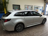 USED 2019 19 TOYOTA COROLLA 1.8 VVT-I EXCEL 5d 121 BHP SAT NAV PART LTHR HEATED SEATS REAR CAMERA 10 YR TOYOTA WARRANTY TILL MAY 2029