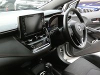 USED 2019 19 TOYOTA COROLLA 1.8 VVT-I EXCEL 5d 121 BHP SAT NAV PART LTHR HEATED SEATS REAR CAMERA 10 YR TOYOTA WARRANTY TILL MAY 2029