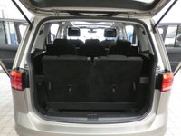 USED 2018 68 VOLKSWAGEN TOURAN 1.6 SE FAMILY TDI DSG 5d 114 BHP 7 SEATS SAT NAV PARKING SENSORS 1 OWNER 6 MONTHS GOLD WARRANTY