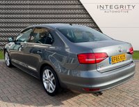 USED 2015 65 VOLKSWAGEN JETTA 2.0 GT TDI BLUEMOTION TECHNOLOGY DSG 4d 109 BHP RARE DSG WITH LEATHER & NAVIGATION
