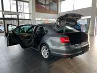 USED 2015 65 VOLKSWAGEN JETTA 2.0 GT TDI BLUEMOTION TECHNOLOGY DSG 4d 109 BHP RARE DSG WITH LEATHER & NAVIGATION