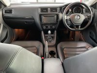 USED 2015 65 VOLKSWAGEN JETTA 2.0 GT TDI BLUEMOTION TECHNOLOGY DSG 4d 109 BHP RARE DSG WITH LEATHER & NAVIGATION