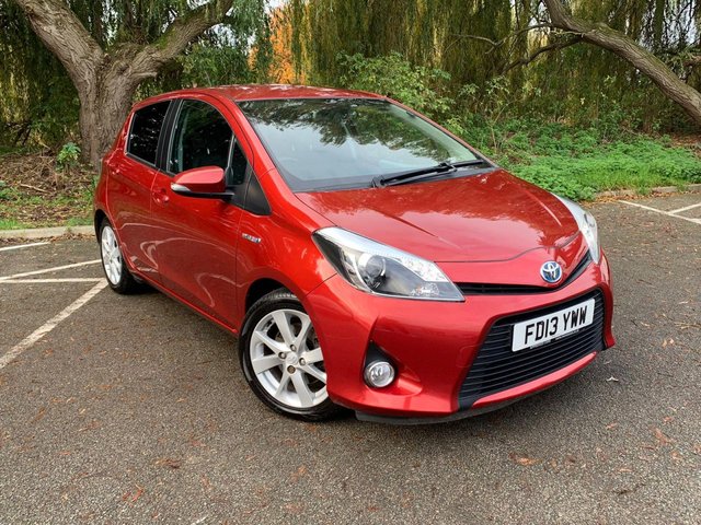 2013 13 Toyota Yaris 1.5 T SPIRIT HYBRID  5d 75 BHP