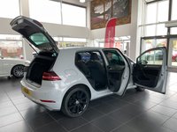 USED 2018 18 VOLKSWAGEN GOLF 1.4 GTE ADVANCE DSG 5d 150 BHP SUPERB HYBRID TECHNOLOGY ECONOMY