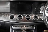 USED 2017 67 MERCEDES-BENZ E-CLASS 2.0 E 220 D AMG LINE 4d 192 BHP +AMBIENTLIGHTING+HEATED FRONTSEATS+