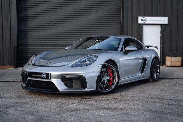 2019 69 Porsche 718 CAYMAN GT4