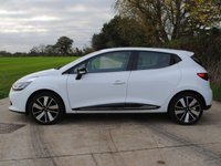 USED 2016 66 RENAULT CLIO 1.5 DYNAMIQUE S NAV DCI 5d 89 BHP www.suffolkcarcentre.co.uk - Located at Lowestoft