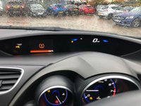 USED 2017 HONDA CIVIC 1.8 I-VTEC SR 5d 140 BHP+PANORAMIC SUNROOF+FULL LEATHER+ HISTORY+1 FORMER KEEPER+PRIVACY GLASS+NAVIGATION+CLIMATE+LEATHER SEATS+PANORAMIC ROOF+PARKING SENSORS+17"ALLOYS+MEDIA+BLUETOOTH+DAB+AUX+USB