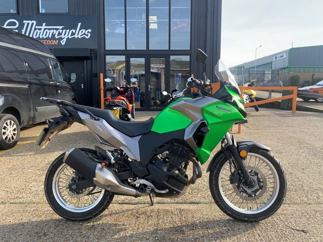 2017 67 Kawasaki Versys-X 300 CHF